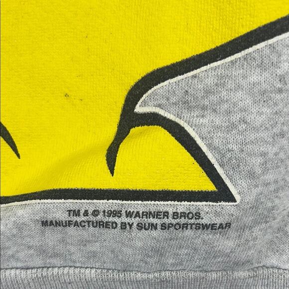 Looney Tunes Warner Bros Vintage Christmas Tweety Bird Crewneck Sweater Large - Picture 3 of 10